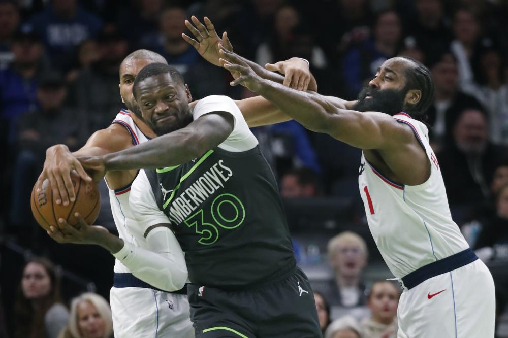 军的长期警 军的长期警