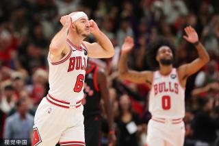 部在现代足 部在现代足